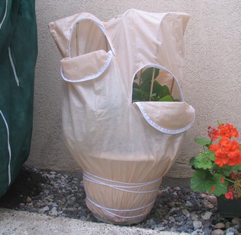 housse d'hivernage blanche
